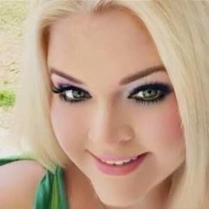 Meet your Posher, Christy